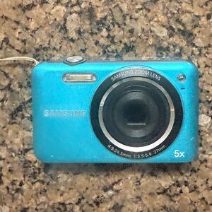 Samsung SL605 Digital Camera Blue 5x Optical Zoom Lens 27mm Worked last used